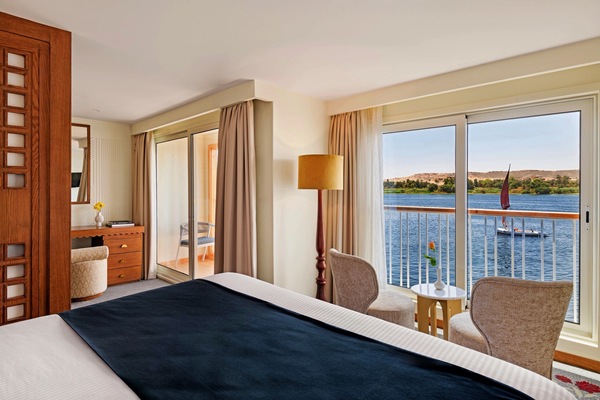 AmaWaterways AmaLilia Luxury Suite - Credit - © 2024 Nour El Refai - All rights reserved 1.jpg